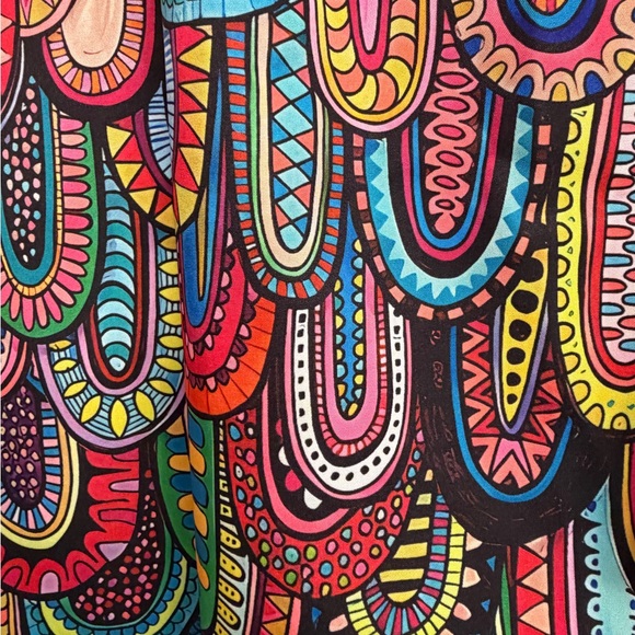 Colorful Patterned Women's Top - Picture 4 of 6